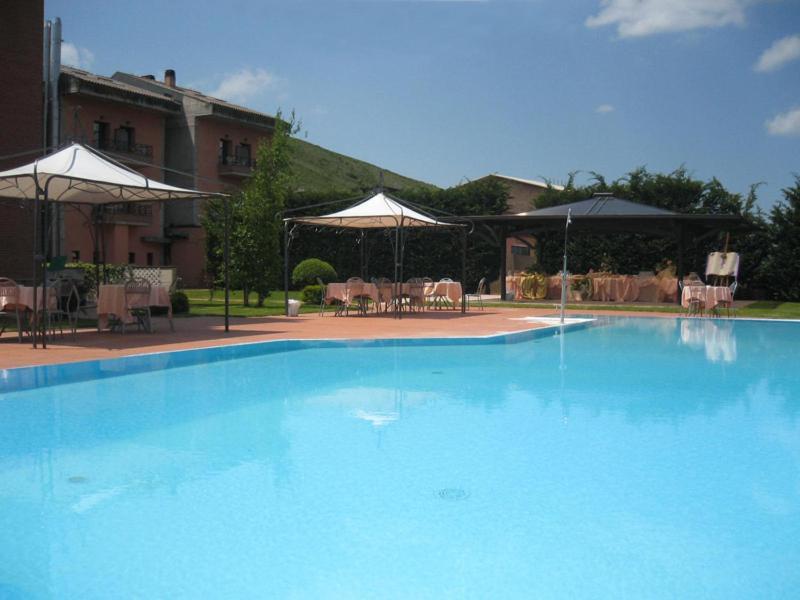 Hotel Olimpia Avezzano Esterno foto