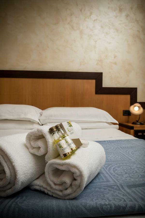 Hotel Olimpia Avezzano Esterno foto