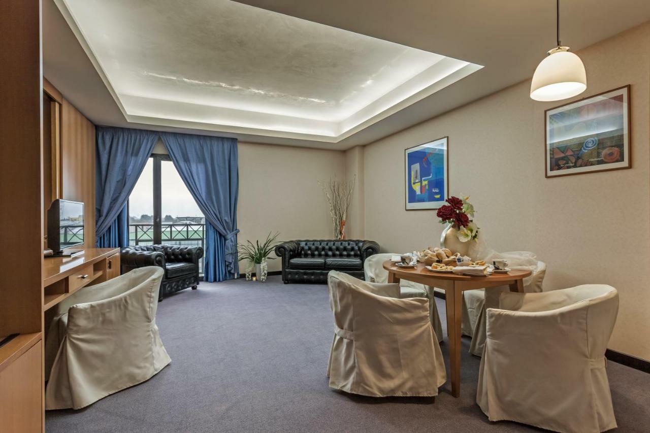 Hotel Olimpia Avezzano Esterno foto